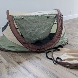 Portable KidCo PEAPOD Pop open Travel Canopy Beach Tent Travel Bed